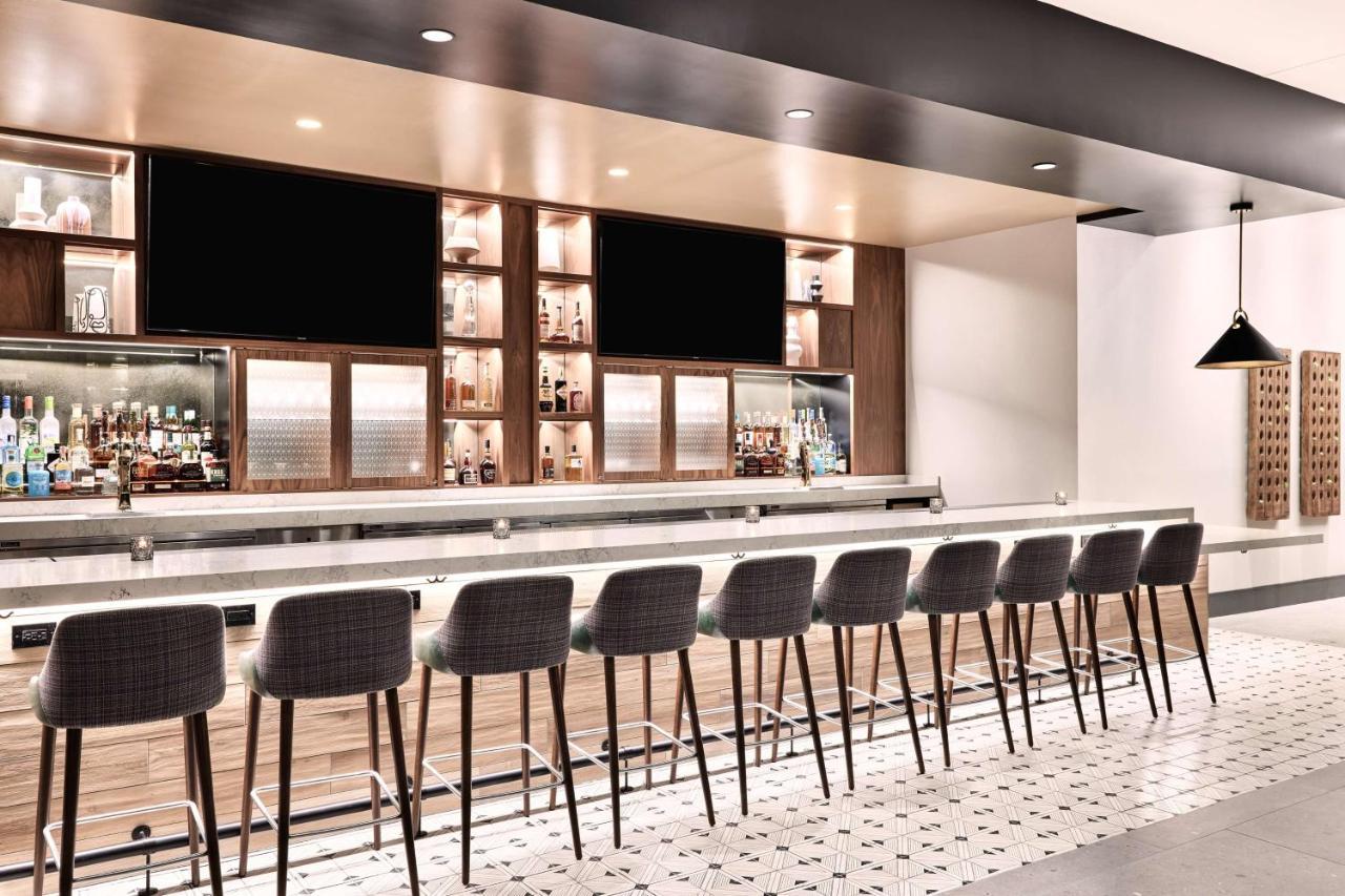 Hyatt Place Phoenix/Downtown Екстериор снимка